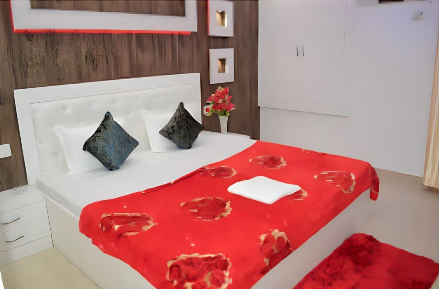 Taj Square A Luxurious Family Homestay Agra  Eksteriør billede