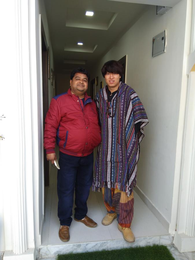 Taj Square A Luxurious Family Homestay Agra  Eksteriør billede