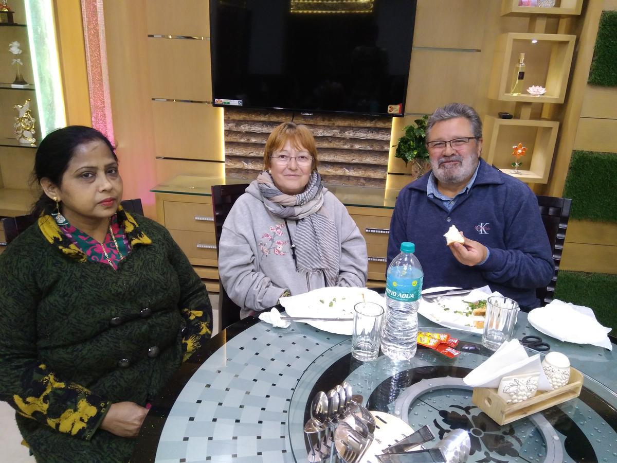 Taj Square A Luxurious Family Homestay Agra  Eksteriør billede