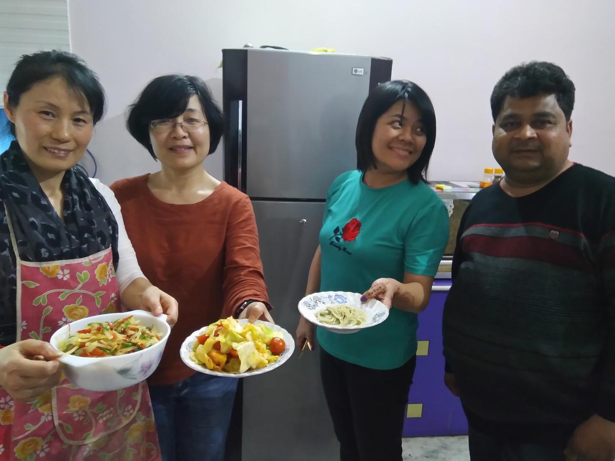 Taj Square A Luxurious Family Homestay Agra  Eksteriør billede